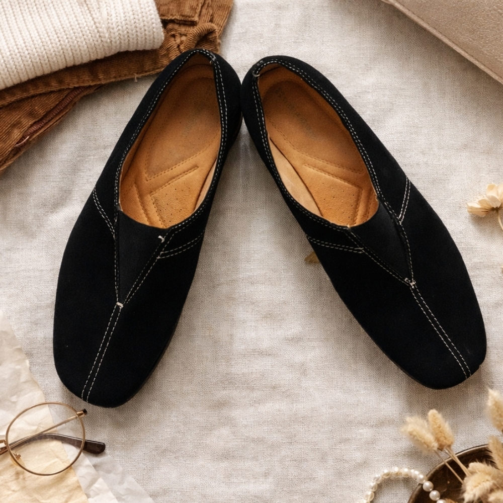 NATURALIZER FAUX SUEDE ARMONA SHOE